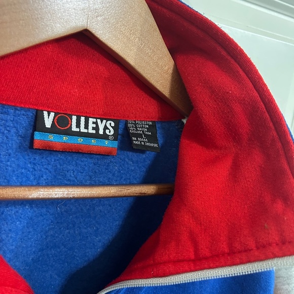 EUC Volleys sport size L athletic zip up jacket in fleece. The coolest. Unisex - Picture 2 of 9